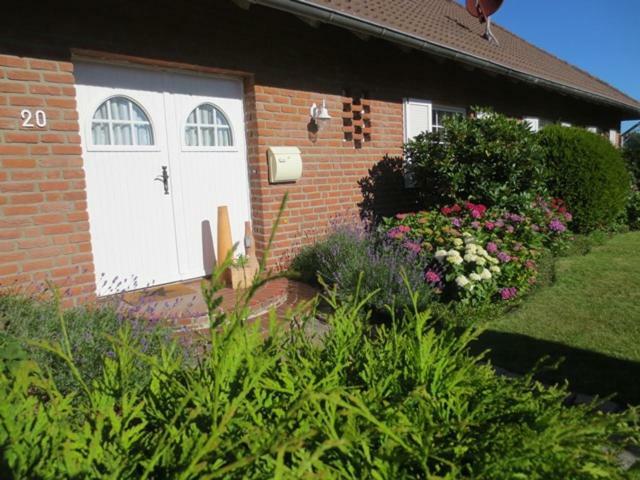 Luft Und Meer 4**** Ferienwohnung Hage Exterior photo